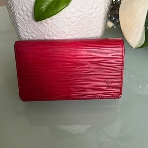AUTHENTIC - Rare Louis Vuitton - Epi Porte-Monnaie Billets Tresor Wallet